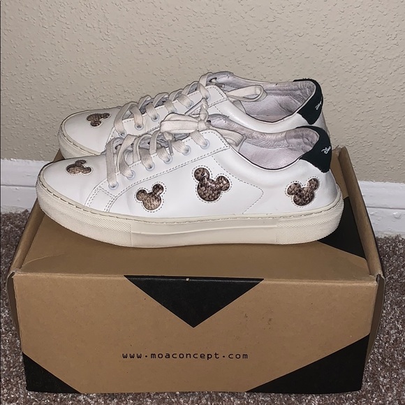 Mickey sneakers 👟 🐭 MOVING OUT SALE🚨🚨 - Picture 2 of 8